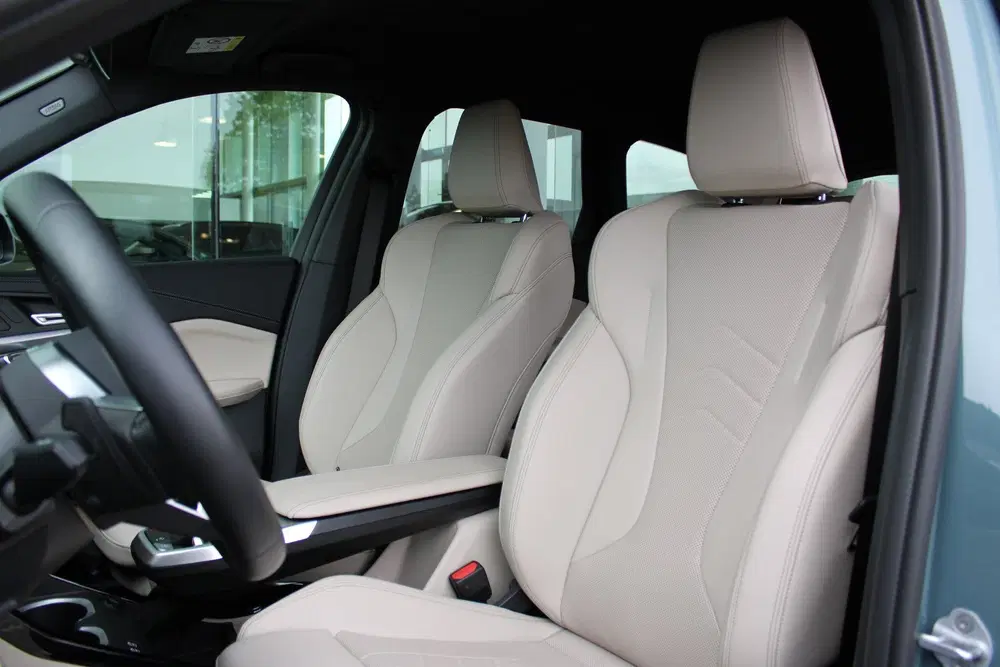 BMW X1 xDrive25e M Sport Automaat uit 2025, foto 2