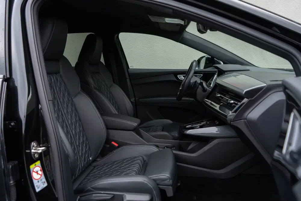Audi Q4 e-tron 40 uit 2022, foto 6