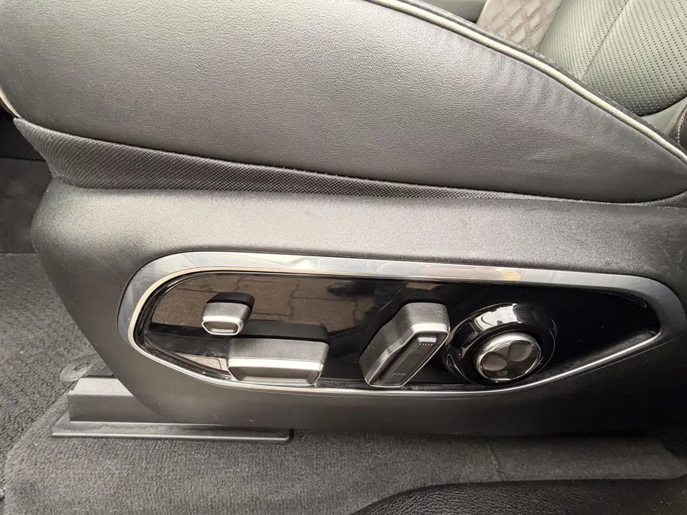 Jeep Grand Cherokee 2.0 Summit Reserve 4xe BLACK LINE Night uit 2023, foto 10