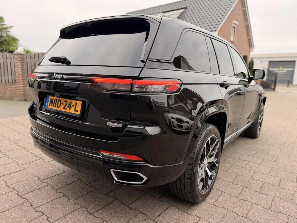 Jeep Grand Cherokee 2.0 Summit Reserve 4xe BLACK LINE Night uit 2023, foto 14