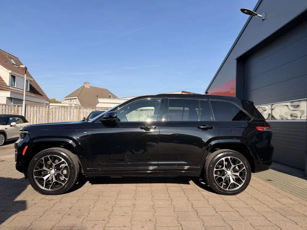 Jeep Grand Cherokee 2.0 Summit Reserve 4xe BLACK LINE Night uit 2023, foto 5