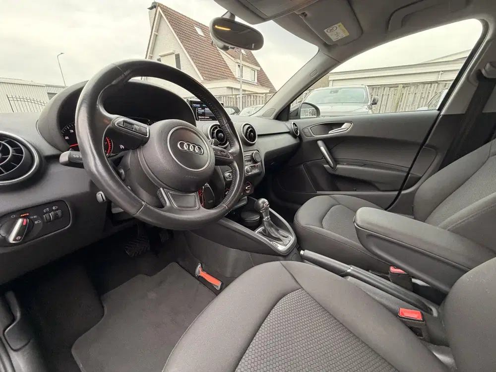Audi A1 1.0 TFSI Pro Line uit 2019, foto 2
