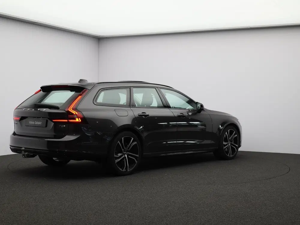 Volvo V90 2.0 T8 Plug-in hybrid AWD Ultra Dark uit 2025, foto 2