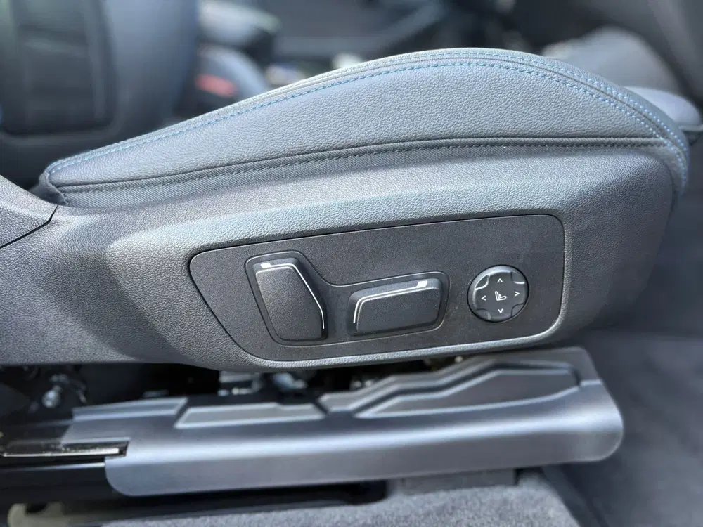 BMW iX3 High Executive Edition M-Sport 80 kWh Shad uit 2024, foto 14