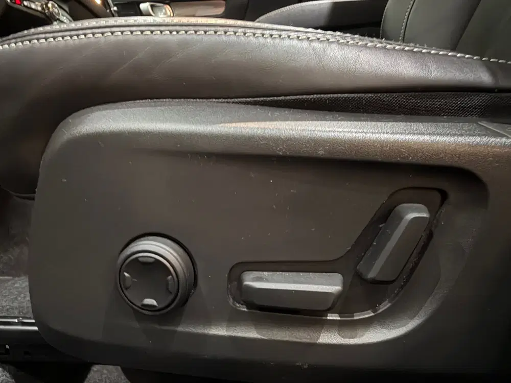 Volvo XC40 1.5 T4 Recharge R-Design 211pk Pano Leer H uit 2022, foto 13
