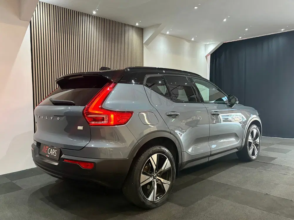 Volvo XC40 1.5 T4 Recharge R-Design 211pk Pano Leer H uit 2022, foto 2