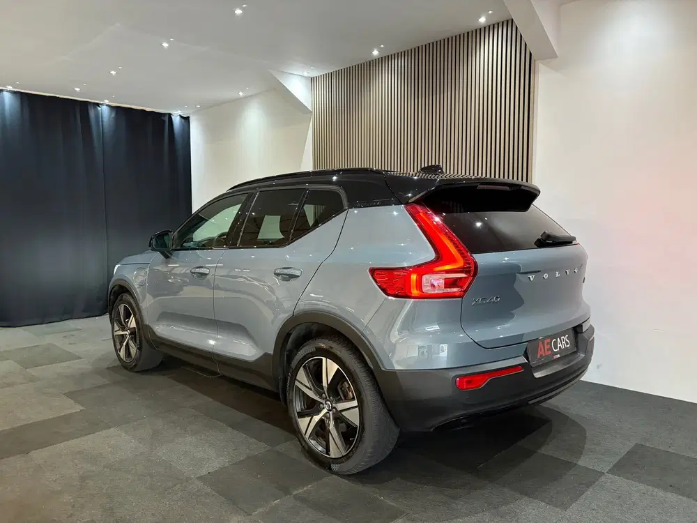Volvo XC40 1.5 T4 Recharge R-Design 211pk Pano Leer H uit 2022, foto 5