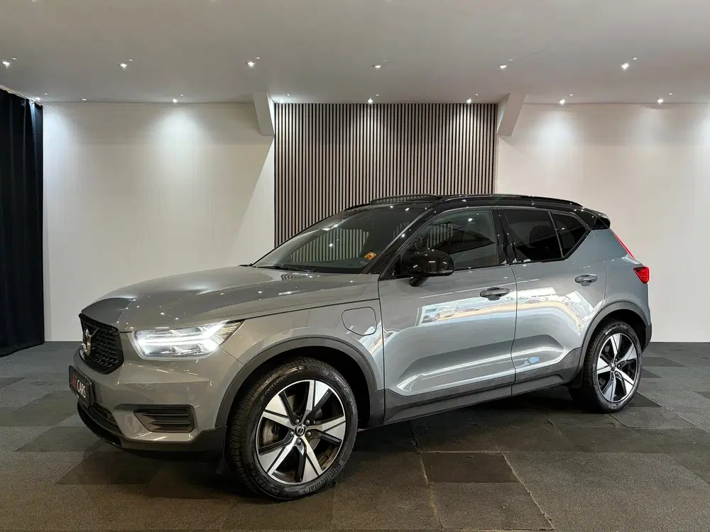 Volvo XC40 1.5 T4 Recharge R-Design 211pk Pano Leer H uit 2022, foto 7