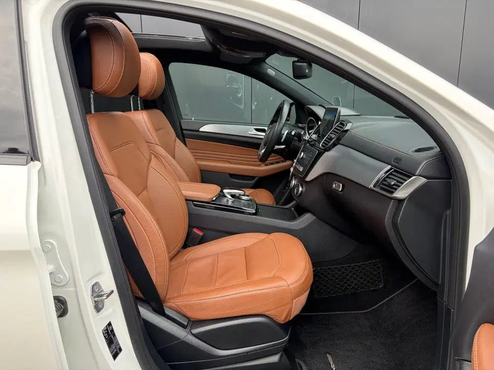 Mercedes-Benz GLE AMG 43 Pano ACC HUD Massage Camera H uit 2019, foto 3