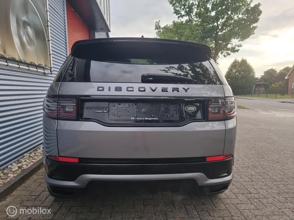 Land Rover Discovery Sport P300e 1.5 R-Dynamic. 4x4 309 pk uit 2020, foto 8