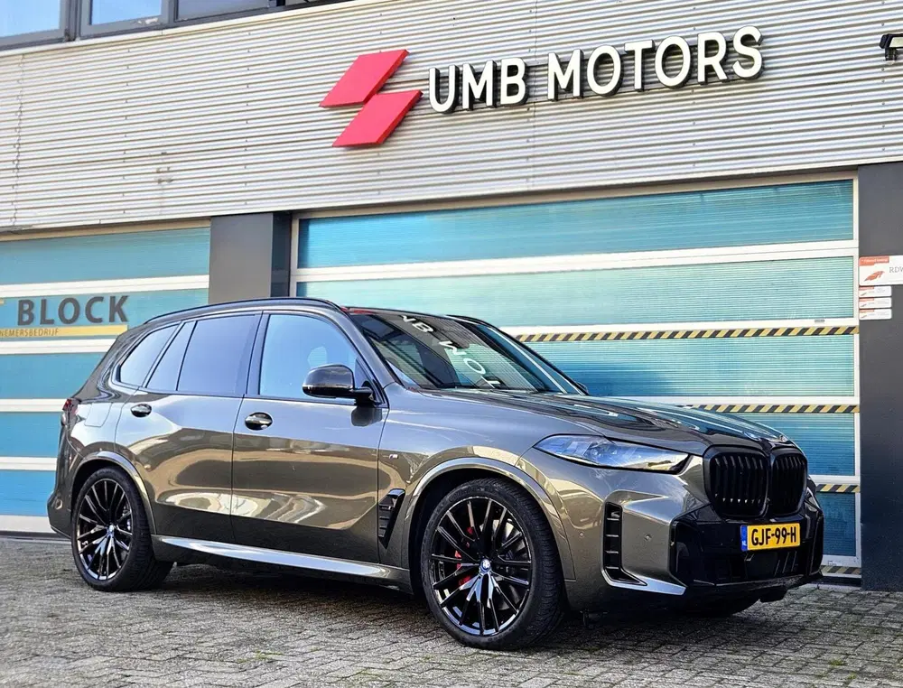 BMW X5 xDrive50e M Sport Pano Hud 360 Alcantara S uit 2023, foto 2