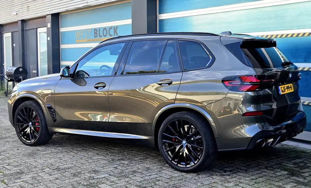 BMW X5 xDrive50e M Sport Pano Hud 360 Alcantara S uit 2023, foto 7