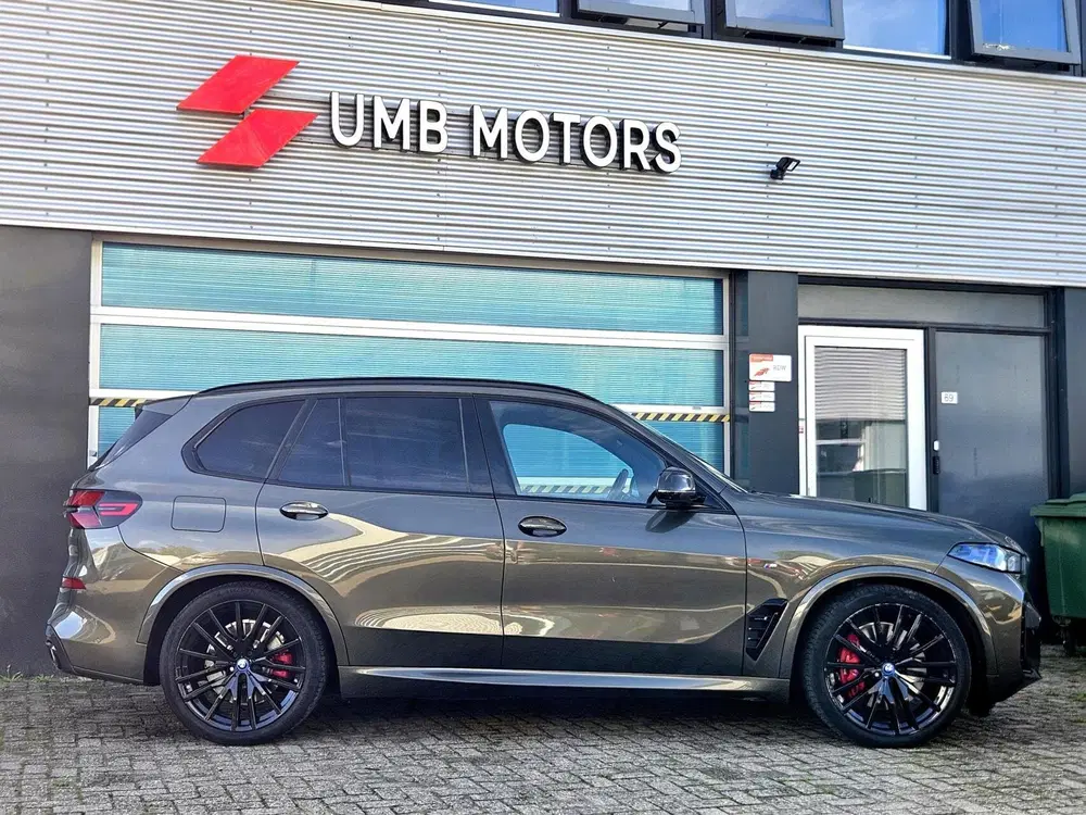 BMW X5 xDrive50e M Sport Pano Hud 360 Alcantara S uit 2023, foto 9