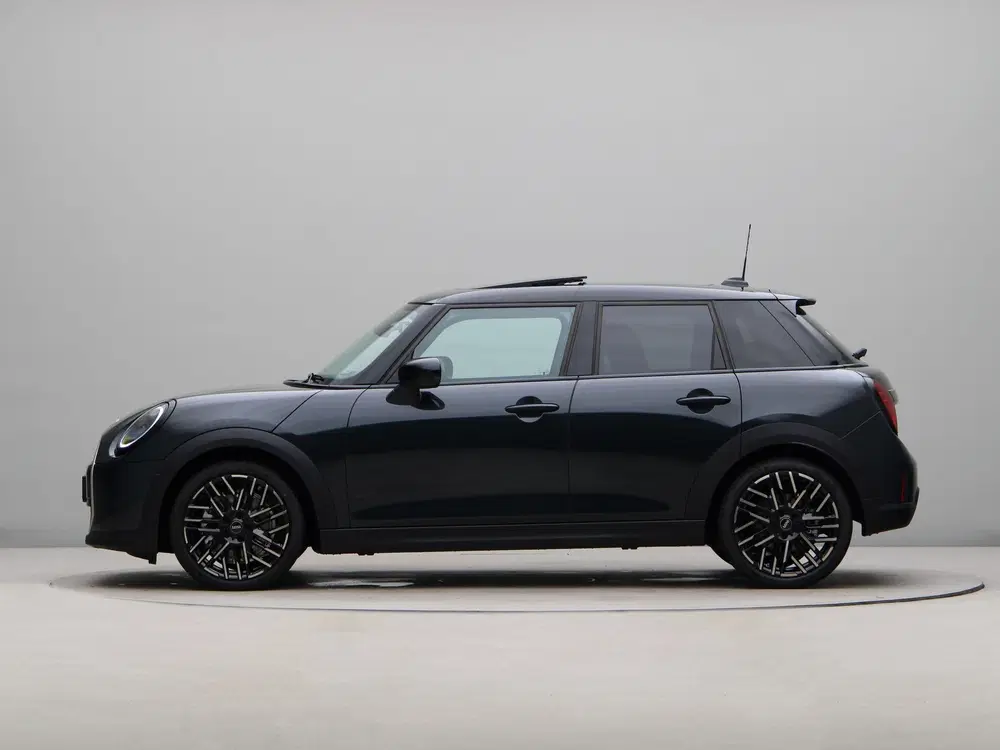 Mini Cooper C Cooper C Favoured Pakket S PRIVATE LEASE E uit 2026, foto 12