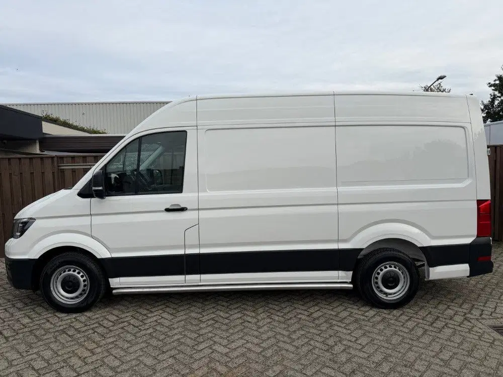Volkswagen Crafter 30 2.0 TDI L3H3 140 PK EURO 6 uit 2019, foto 2