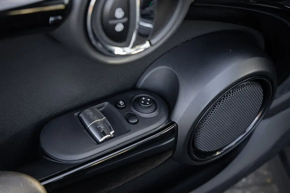 Mini Cooper 1.5 Classic Panoramadak uit 2022, foto 13