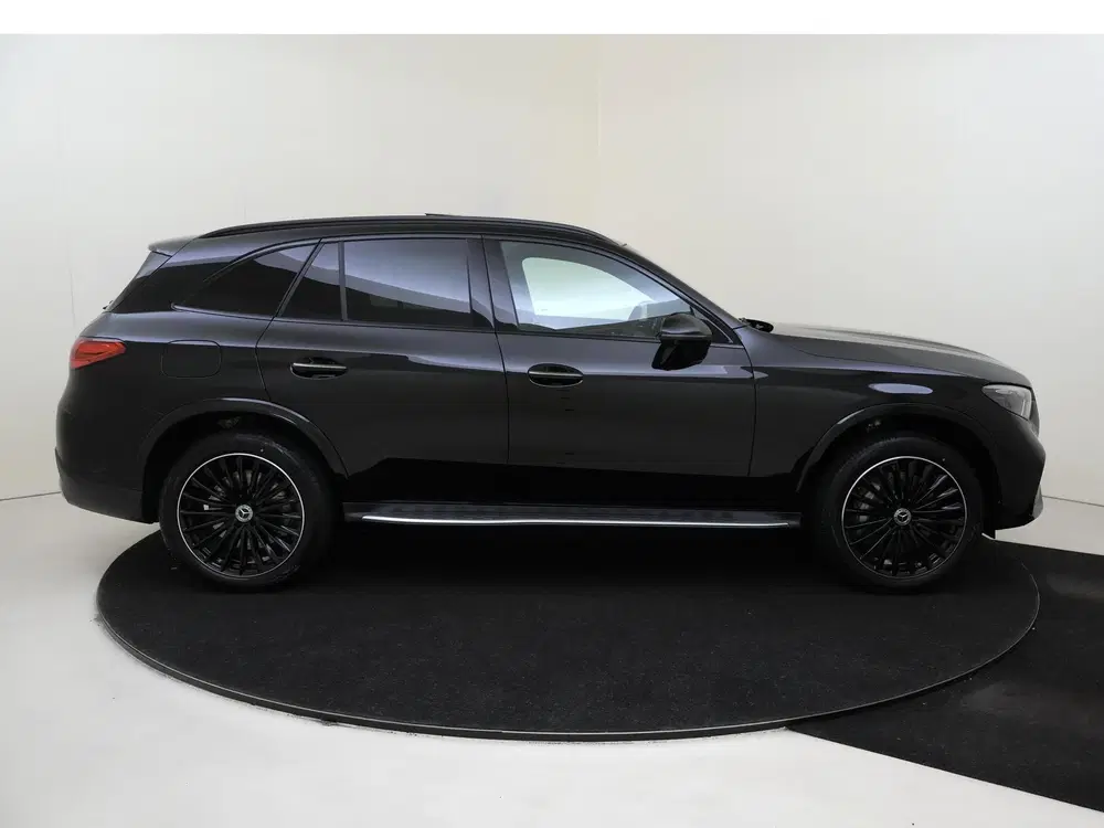 Mercedes-Benz GLC 300e 4MATIC Business Solution AMG uit 2026, foto 9