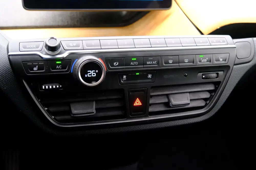 BMW i3 Executive Edition 120Ah 42 kWh Aut. Clima uit 2019, foto 13