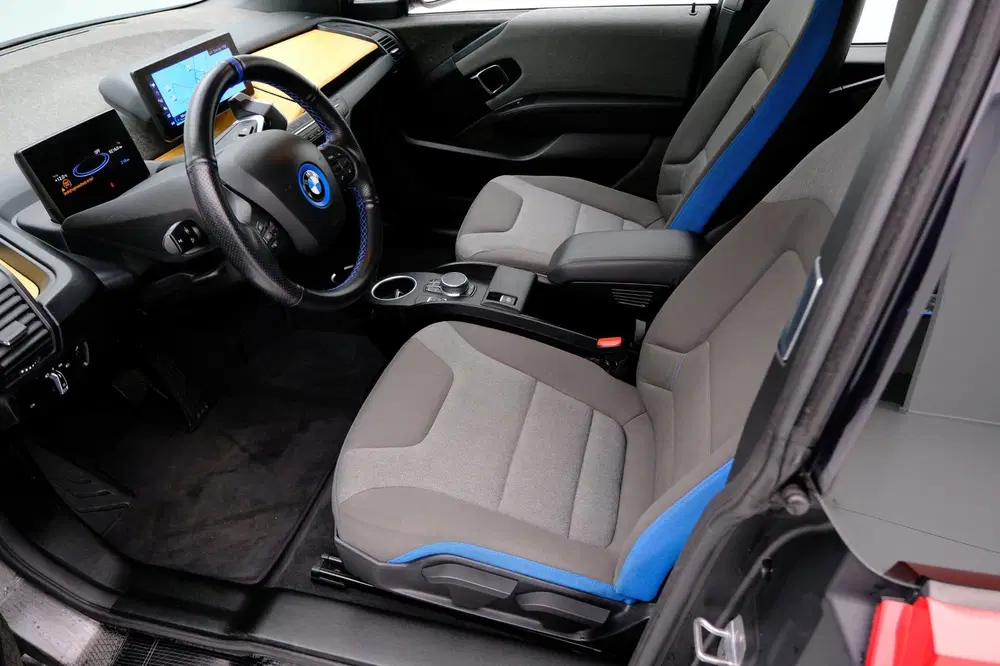 BMW i3 Executive Edition 120Ah 42 kWh Aut. Clima uit 2019, foto 2