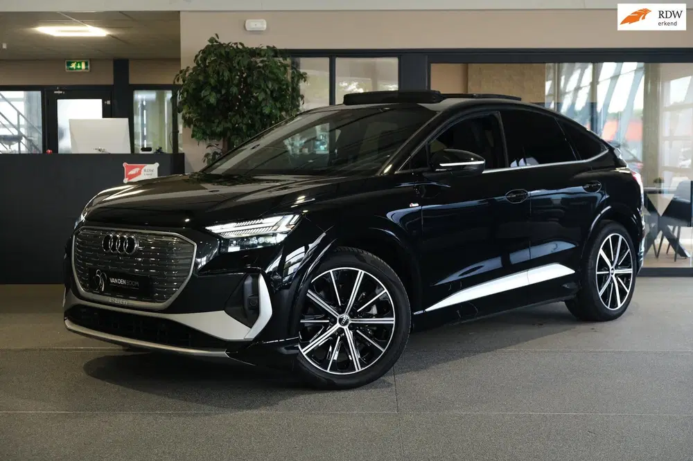 Audi Q4 e-tron 50 quattro 2x S-line 77 kWh 299pk RS-leer uit 2023