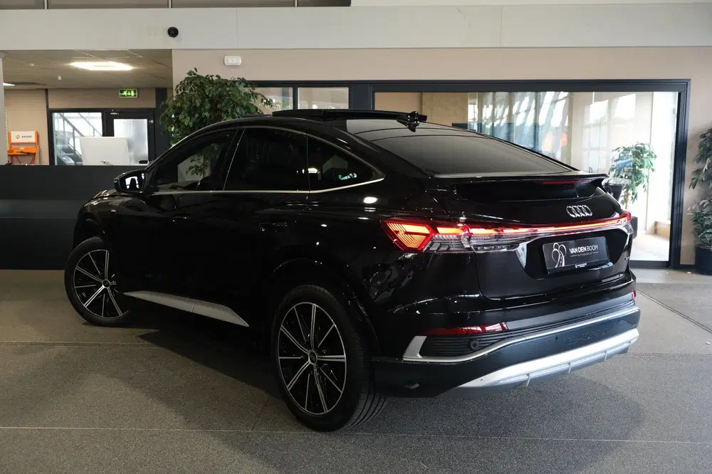 Audi Q4 e-tron 50 quattro 2x S-line 77 kWh 299pk RS-leer uit 2023, foto 13