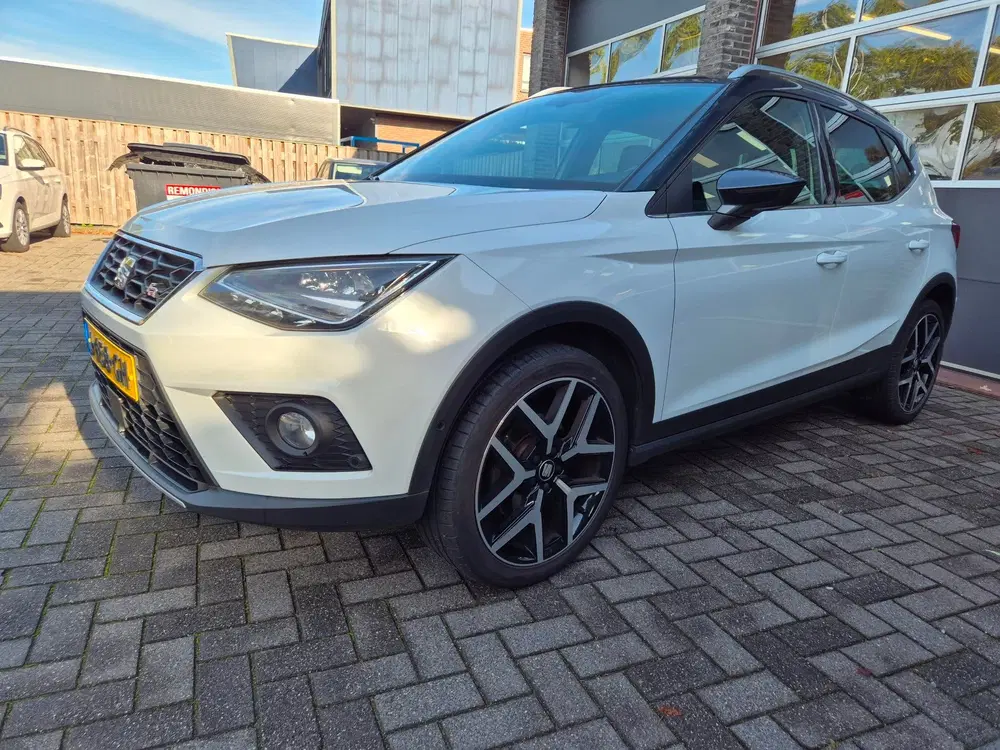 SEAT Arona 1.0 TSI FR Business Intense uit 2020, foto 2