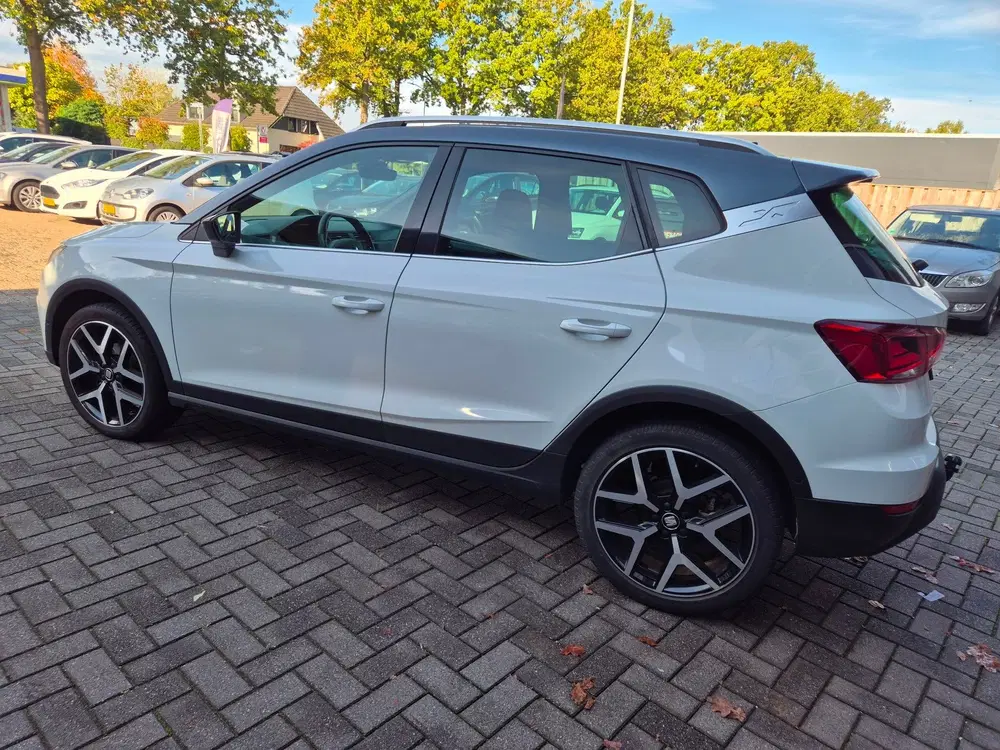 SEAT Arona 1.0 TSI FR Business Intense uit 2020, foto 4