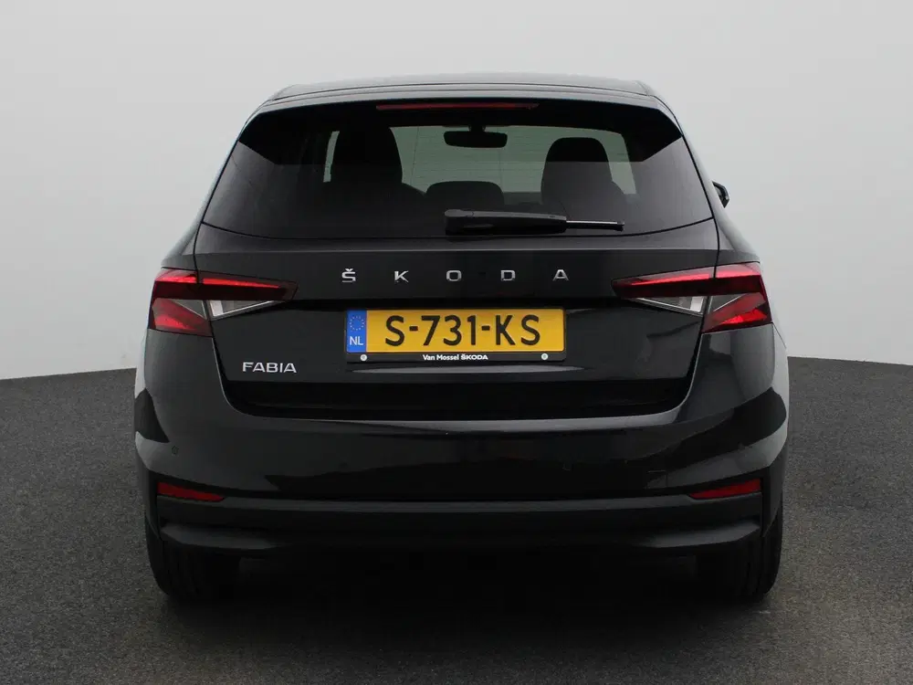 Skoda Fabia 1.0 TSI Ambition uit 2023, foto 5