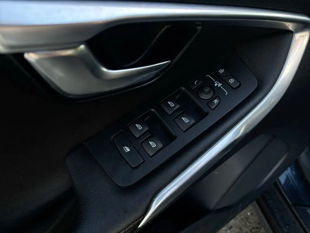 Volvo V40 Cross Country 1.5 T3 Polar+ Luxury uit 2019, foto 6