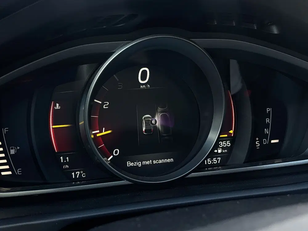 Volvo V40 Cross Country 1.5 T3 Polar+ Luxury uit 2019, foto 9