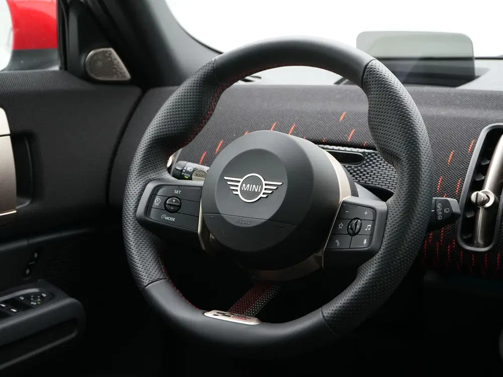 Mini Countryman SE ALL4 John Cooper Works Pakket XL uit 2024, foto 2