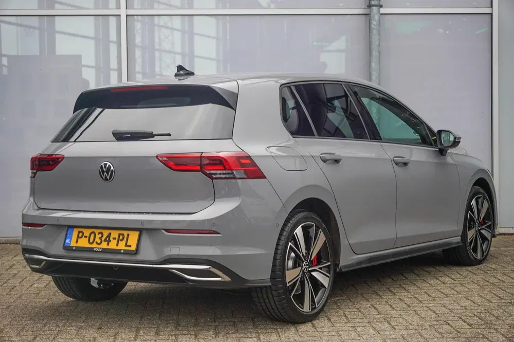Volkswagen Golf GTE 1.4 eHybrid 245pk uit 2021, foto 2