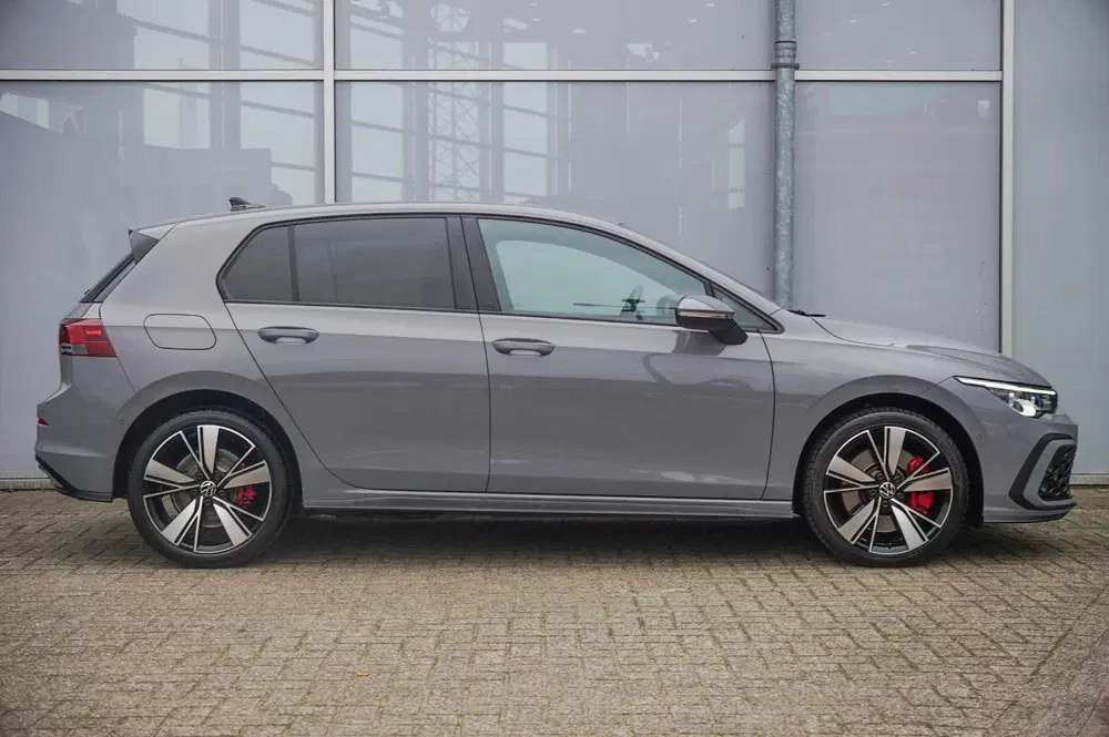 Volkswagen Golf GTE 1.4 eHybrid 245pk uit 2021, foto 3