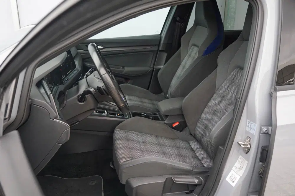 Volkswagen Golf GTE 1.4 eHybrid 245pk uit 2021, foto 4