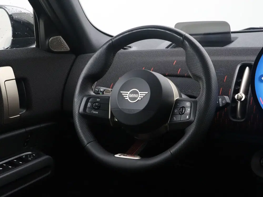 Mini Countryman SE ALL4 John Cooper Works Pakket M Accu co uit 2025, foto 2
