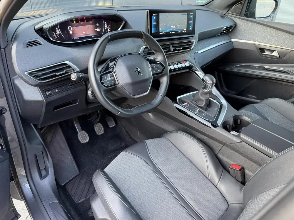 Peugeot 3008 1.2 PureTech Allure Pack Business uit 2023, foto 12