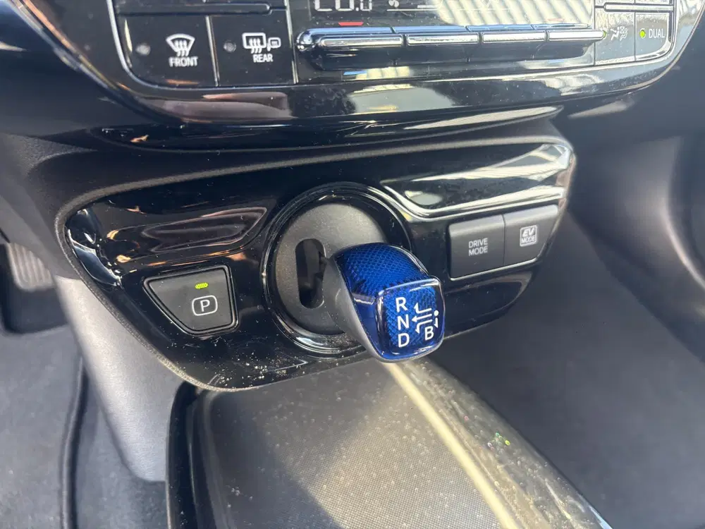 Toyota Prius 1.8 Dynamic uit 2022, foto 10