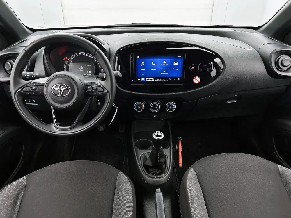 Toyota Aygo X 1.0 VVT-i MT Play (bj 2025) uit 2025, foto 4