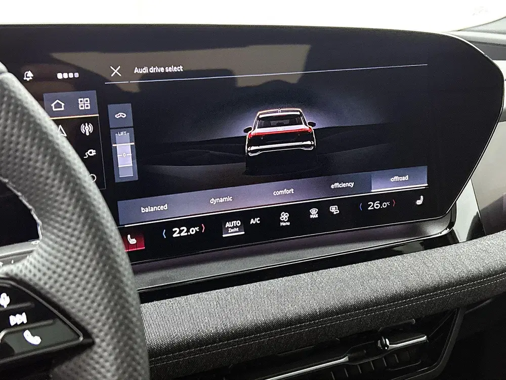 Audi Q6 e-tron S edition 83 kWh uit 2025, foto 12