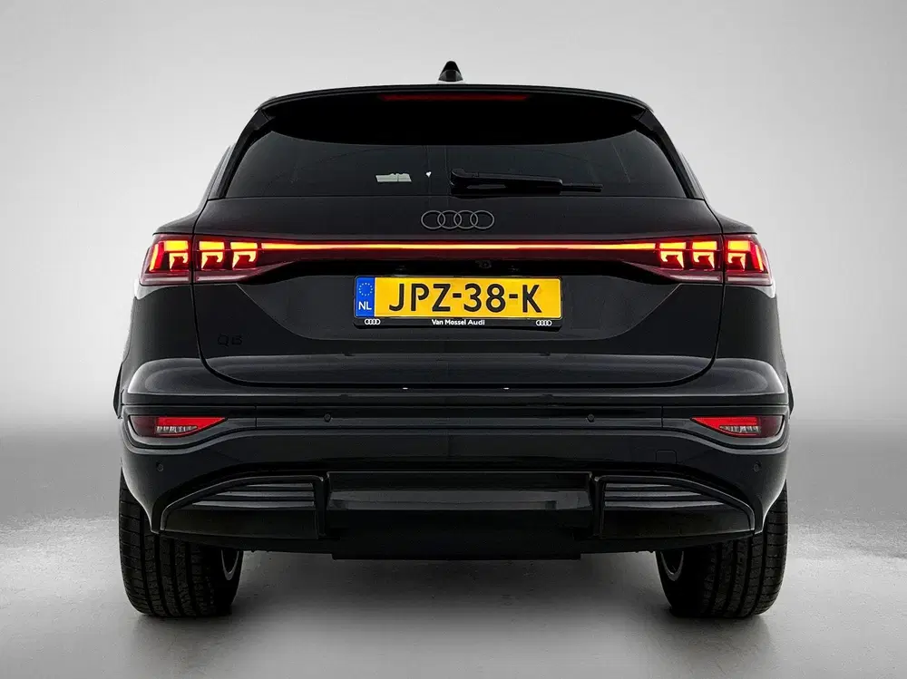 Audi Q6 e-tron S edition 83 kWh uit 2025, foto 3