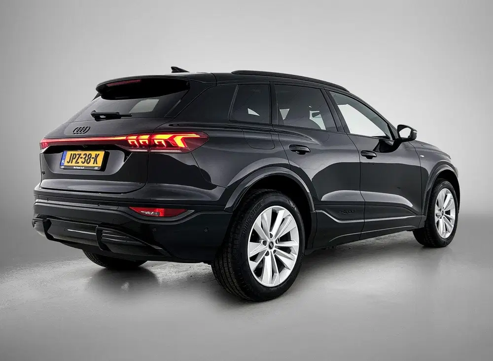 Audi Q6 e-tron S edition 83 kWh uit 2025, foto 4