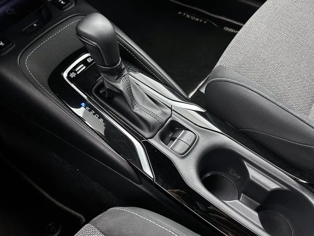 Toyota Corolla Hybrid 140 Dynamic uit 2025, foto 14