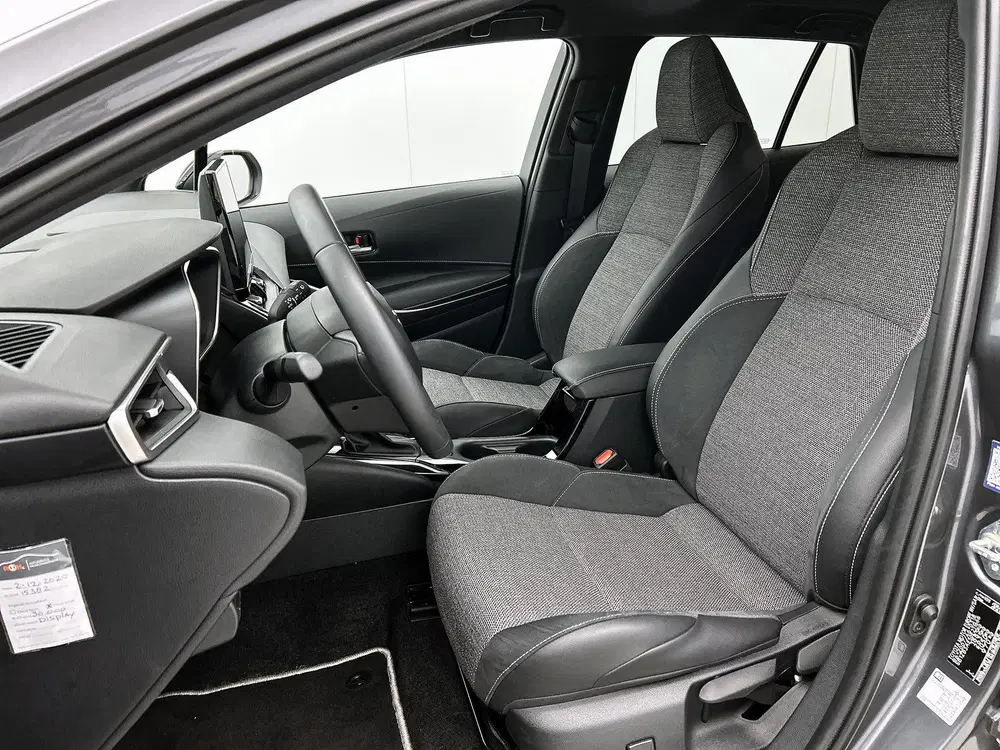 Toyota Corolla Hybrid 140 Dynamic uit 2025, foto 4