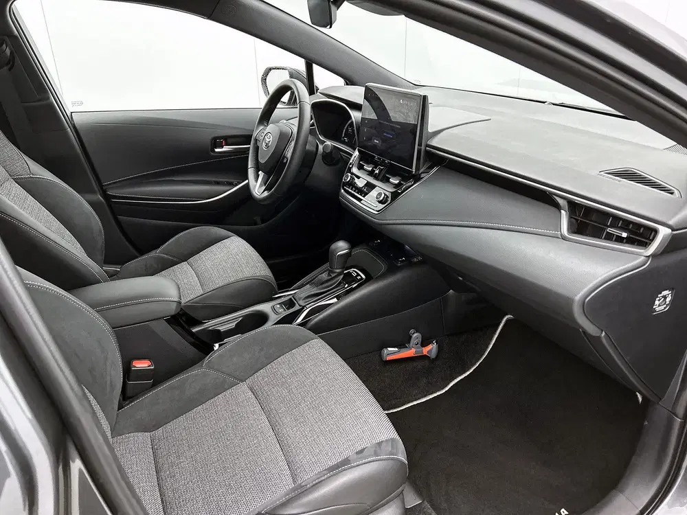 Toyota Corolla Hybrid 140 Dynamic uit 2025, foto 9
