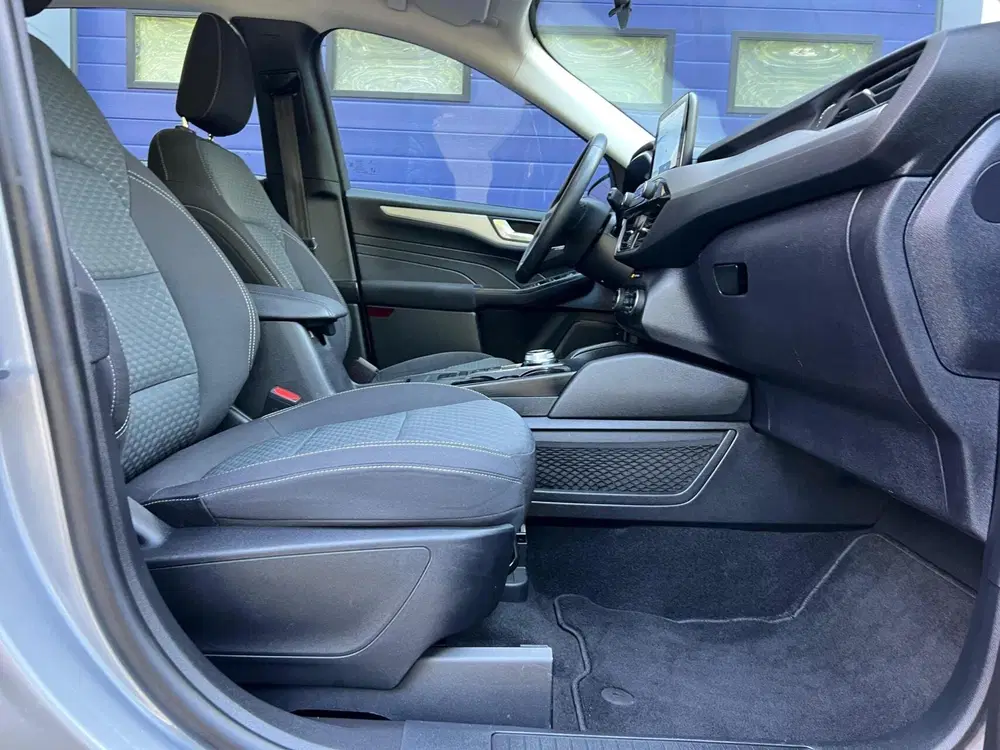 Ford Kuga 2.5 PHEV 225 PK l 65 KM elektrisch l 1e Ei uit 2022, foto 14