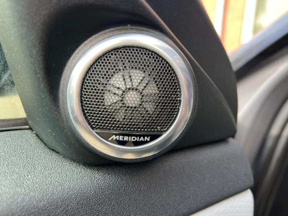 Land Rover Range Rover Evoque 1.5 P300e PHEV AWD R-Dynamic l Open-dak uit 2020, foto 6