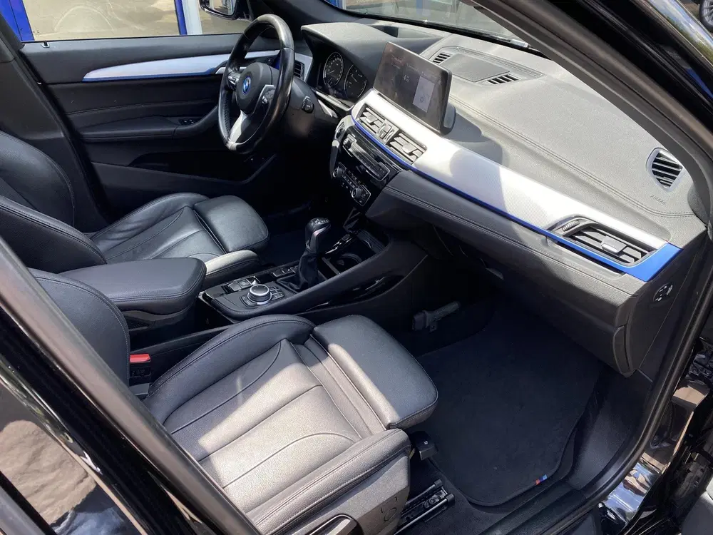 BMW X1 xDrive25e eDrive Edition Pano uit 2022, foto 13
