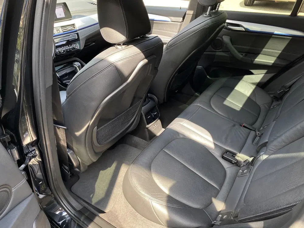 BMW X1 xDrive25e eDrive Edition Pano uit 2022, foto 14
