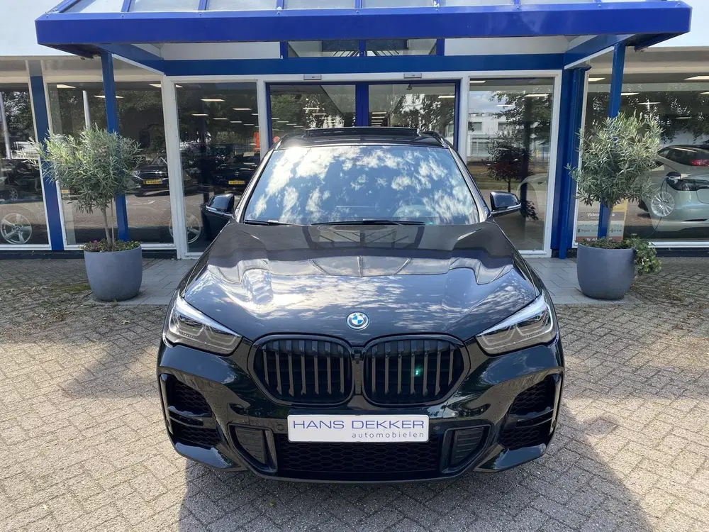 BMW X1 xDrive25e eDrive Edition Pano uit 2022, foto 2