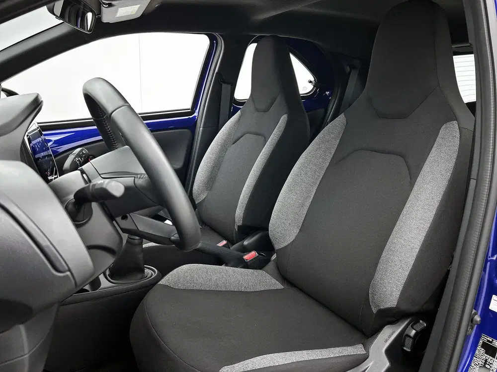 Toyota Aygo X 1.0 VVT-i MT Play uit 2025, foto 15